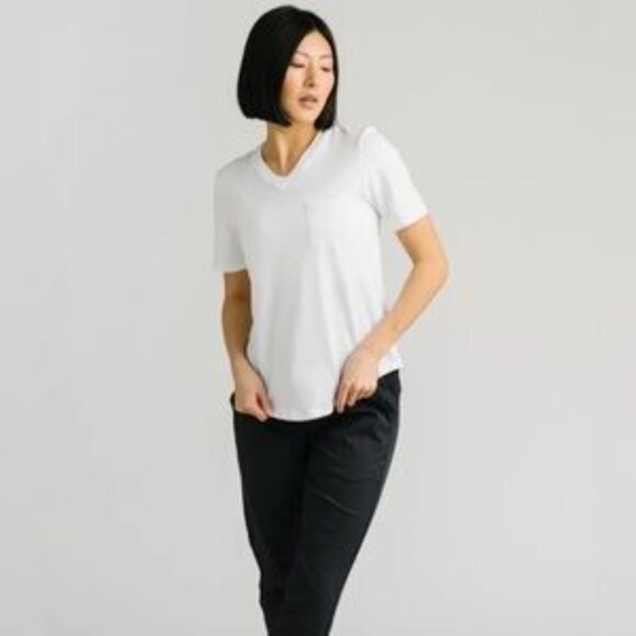 ZYIA White Women’s Go To Pocket Shirt - Picture 3 of 7